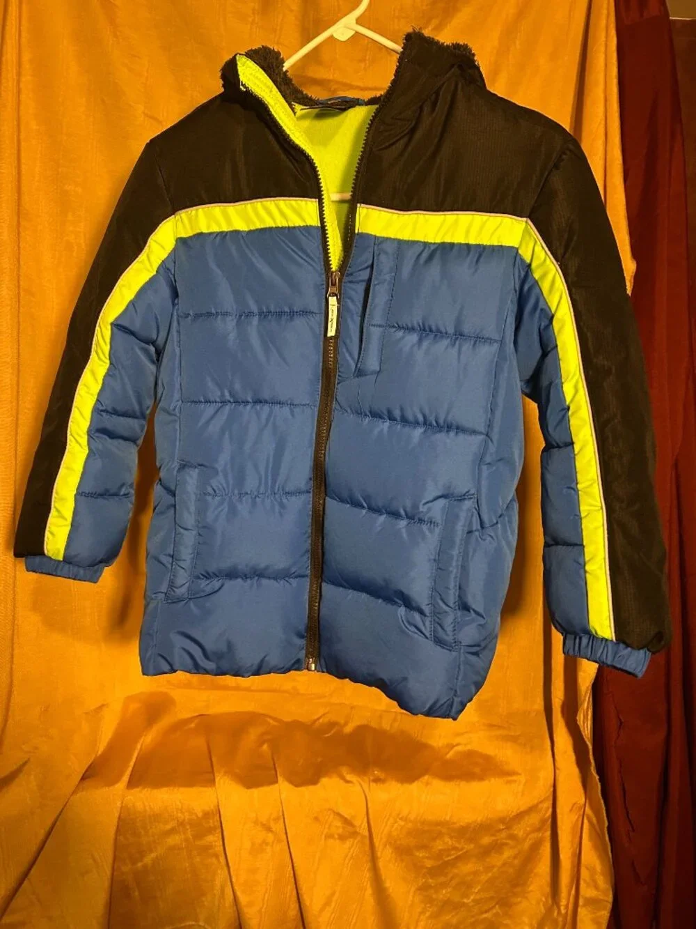 ZeroXposur Boys' Antarctica Puffer Jacket    Blue black and neon yellow, cozy  b